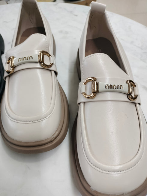 Women Casual Metal Decor Loafers Shoes